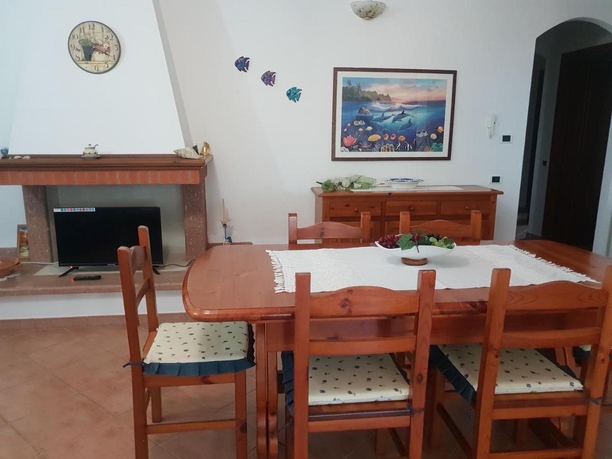Villetta Porto Corallo Вилапуцу Екстериор снимка
